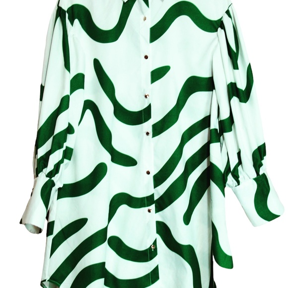 Green Abstract Dress - Picture 3 of 3